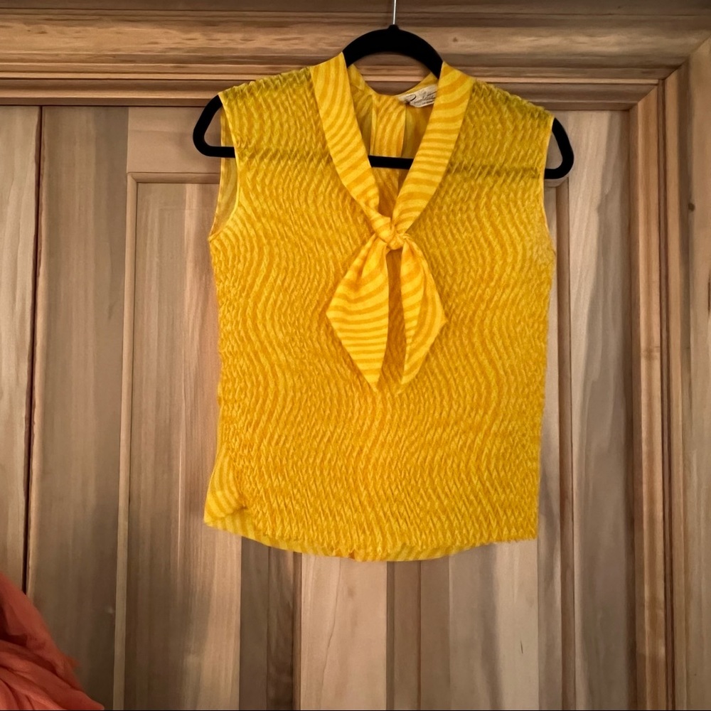 Rivolette Le Blouse Couture  Beautiful Yellow Vintage Blouse